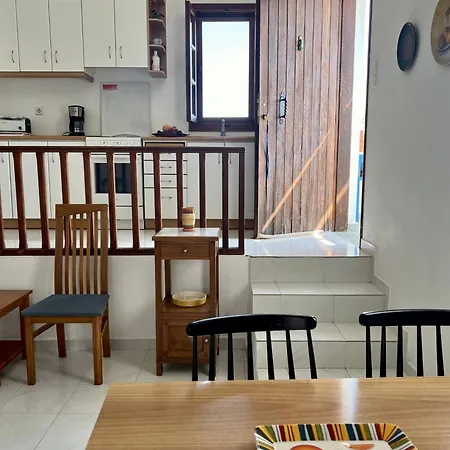 Aspro Spiti 2 * Ormos Panagias