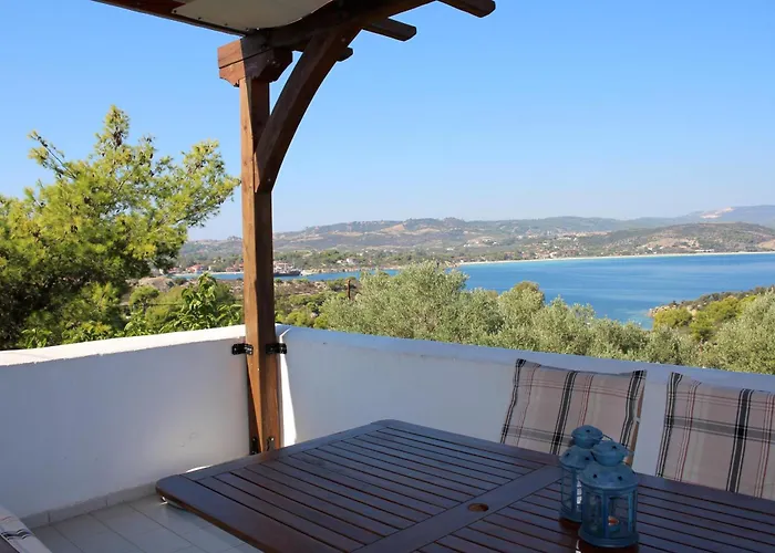 Aspro Spiti 2 Ormos Panagias