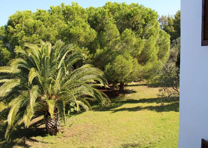 Aspro Spiti 2 * Ormos Panagias