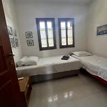 Aspro Spiti 2 Ormos Panagias